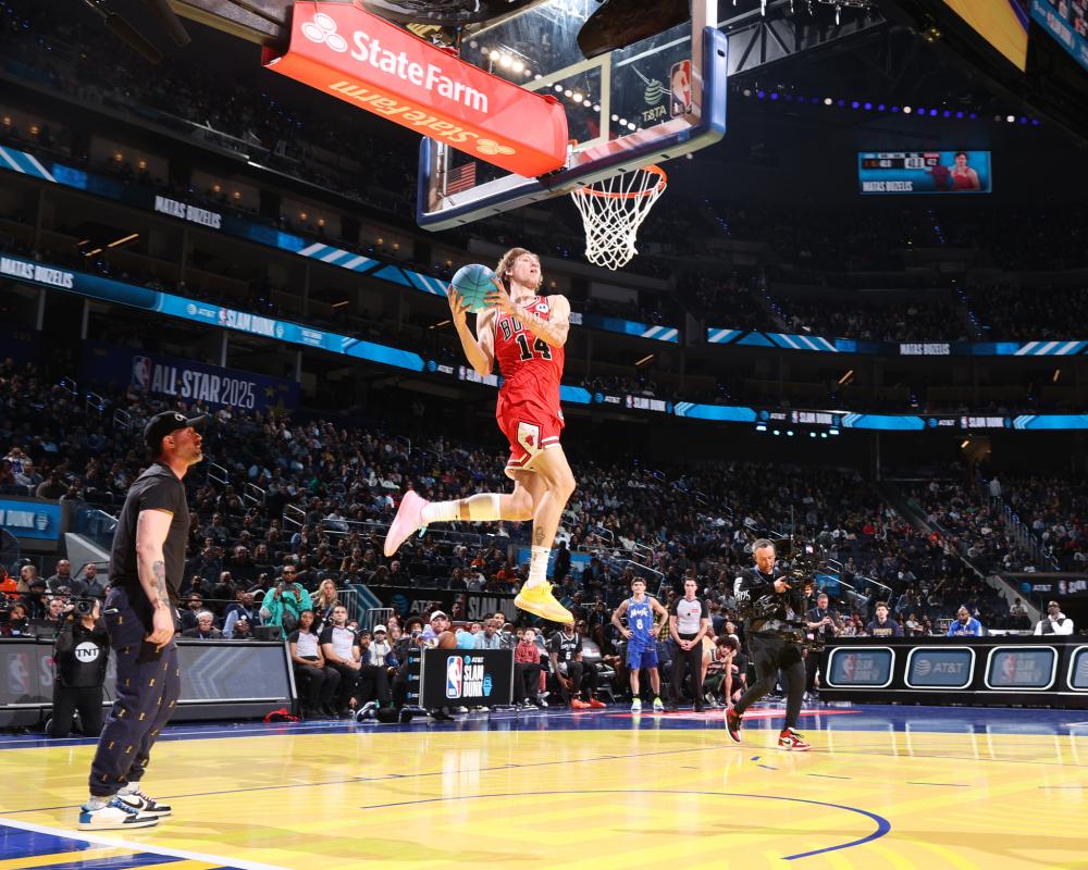 积分榜上稳 积分榜上稳