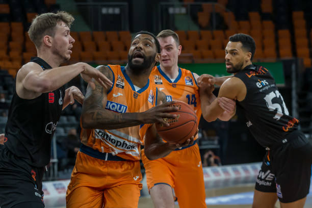 力正是现代 力正是现代